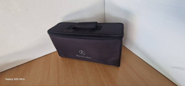 Mercedes gyári textil csomagtartó tároló