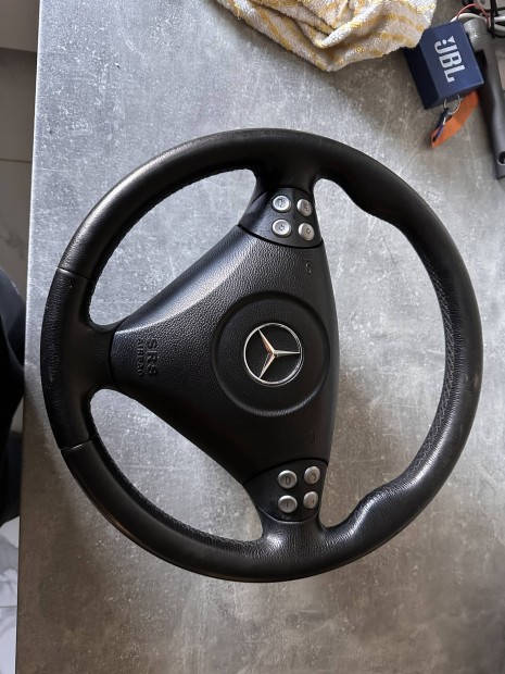 Mercedes kormnykerk w203 