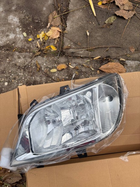 Mercedes sprinter j bal els fnyszr