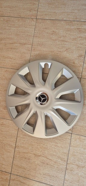 Mercedes tartoz�kok