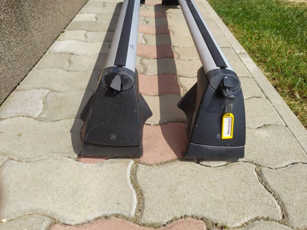 Mercedes tetcsomagtart W210