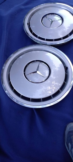 Mercedes w124 gyari, kromszegelyu disztarcsak es gyari acelfelnik