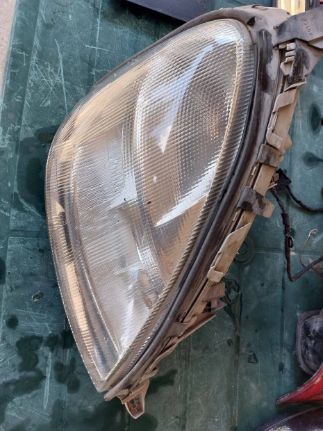 Mercedes w168 lámpa