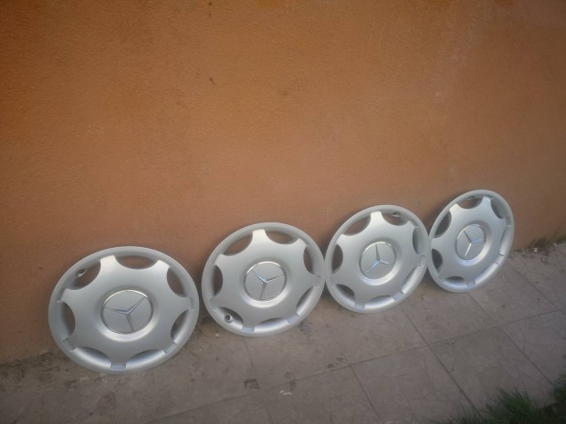 Mercedes w169 Disztarcsa 15"