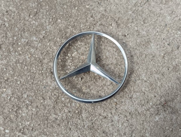 Mercedes w202 szedn, gyri csomagtrajt emblma.