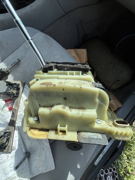 Mercedes w203 v�lt�kulissza 