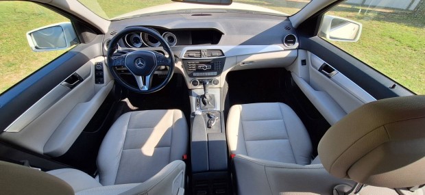 Mercedes w204 c250cdi om561 amg pack 4matic automata alkatrész