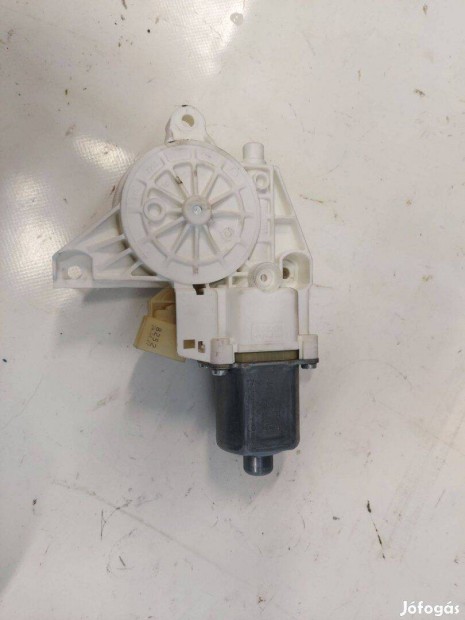 Mercedes w204 w212 Ablakemelő motor bal jobb első hátsó