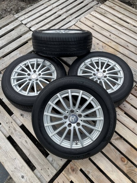 Mercedes w205 5x112 felni 205/60 R16 gumi