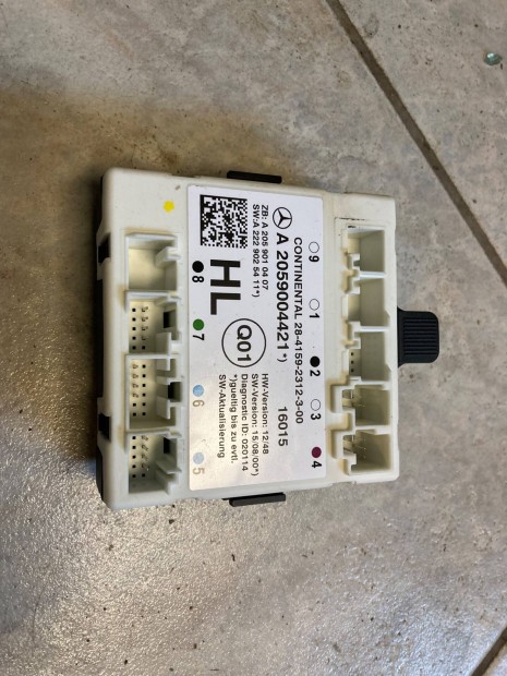 Mercedes w205 ajtópanel elektronika