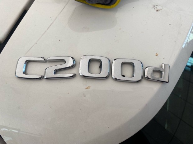 Mercedes w205 kombi C200 felirat originl