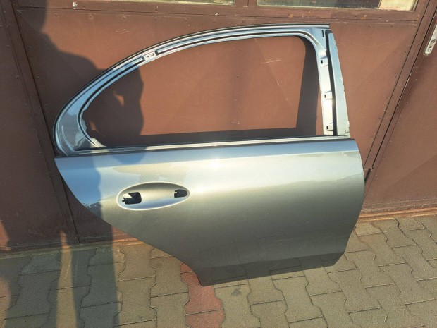 Mercedes w206 ajtó