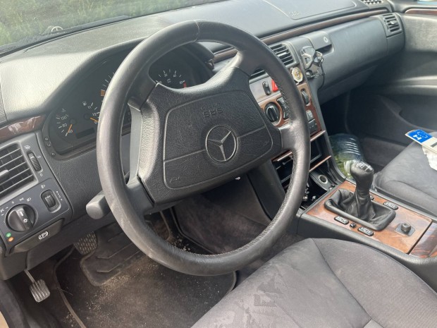 Mercedes w210 220d 70kw