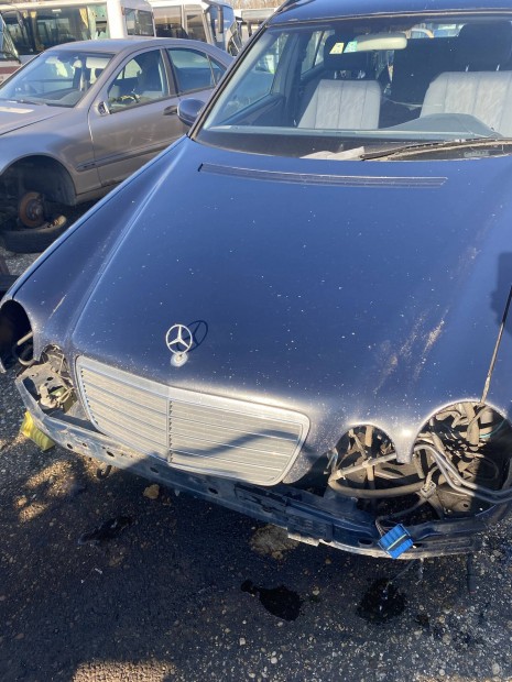 Mercedes w210 Motorh�ztet�