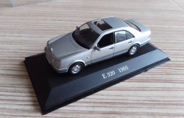 Mercedes w210 (1998) 1:43 gyjti fm modell. 