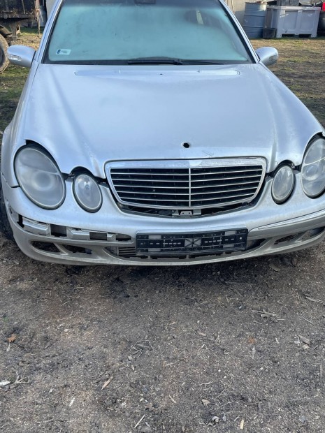 Mercedes w211 270 cdi 