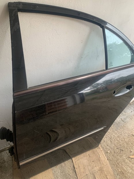 Mercedes w211 bal ajt 