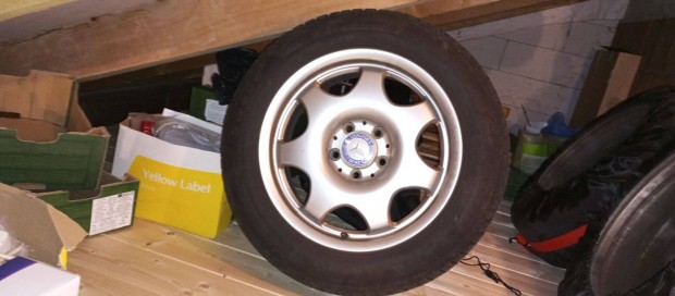 Mercedes w211 gyári alufelni - téli gumi garnitúra eladó