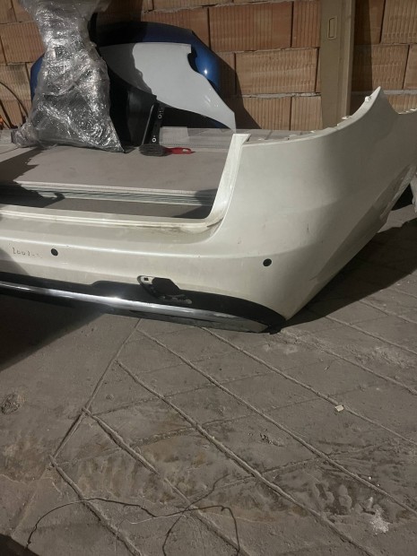 Mercedes w212 amg hátsó lökhárító