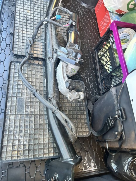 Mercedes w213 gy�ri elektromos von�horog