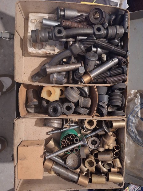 Mercedes w 111 alkatrszek