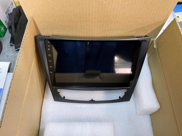 Mercedeshez Android 4/64GB Carplay j Multimedia elad