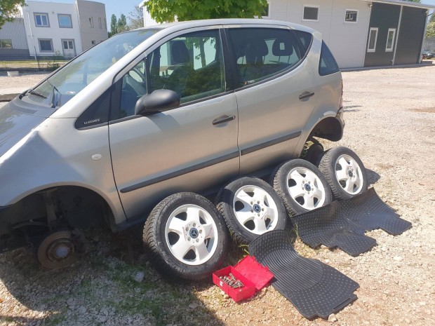 Mercedesre alufelni 
