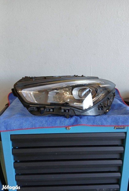 Merceds-Benz CLA 2020 Bal els� l�mpa Cik A 118 906 39 00