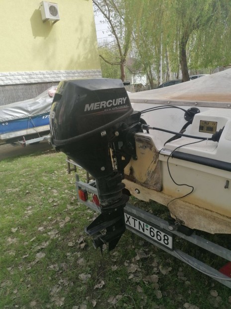 Mercury 9.9EL csónakmotor, hosszúcsizmás, távkaros