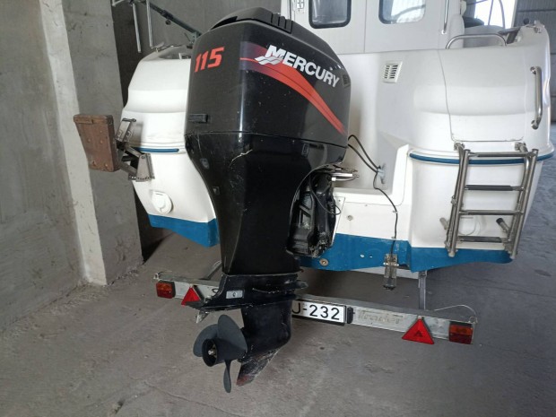 Mercury F115 cs�nakmotor elad�