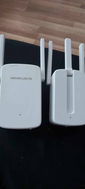 Mercusys me30 wifi range extender+ Mercusys MW300RE Wi-Fi range extend