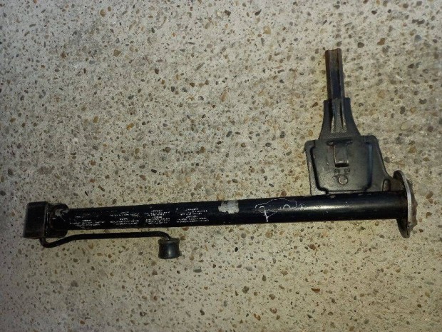 Merecedes-Benz kzi emel - A 124 583 0315