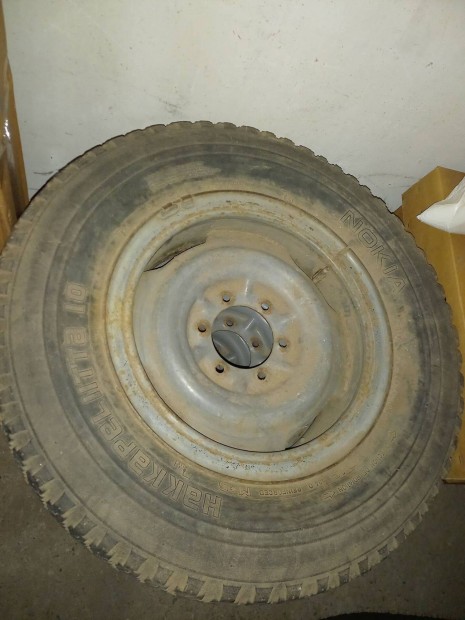 Merevhidas Toyota Hilux Land Cruiser felni garnitra