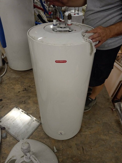 Merloni Termosanitarl 115 L bojler