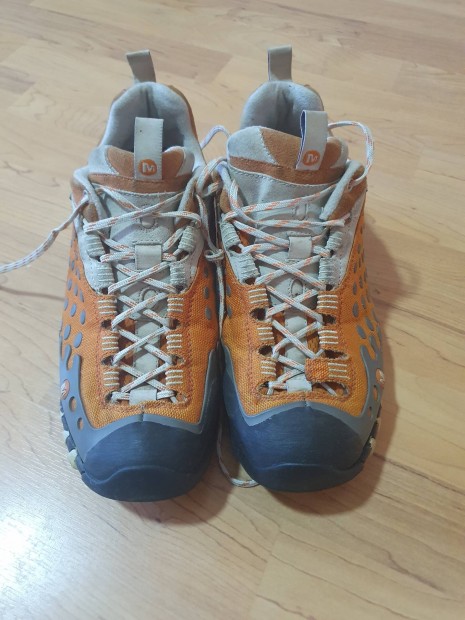 Merrell 41,5-es tracip unisex