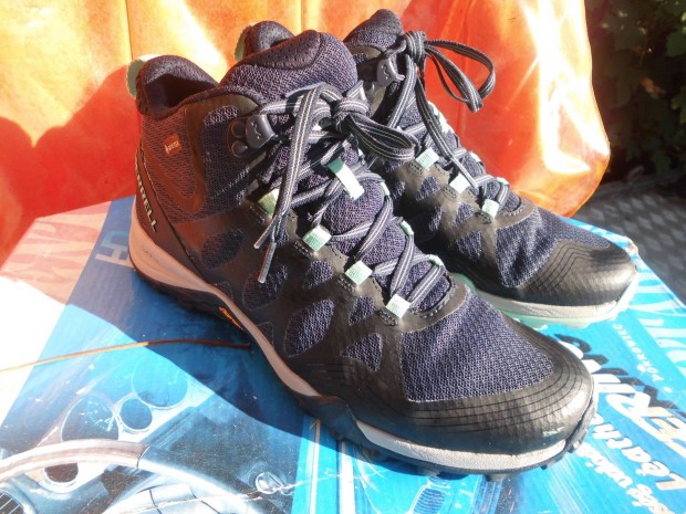 Merrell kk 39-es trabakancs elad,