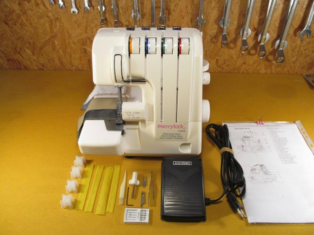 Merrylock interlock, overlock varrgp 2 v garancival (elkelt)