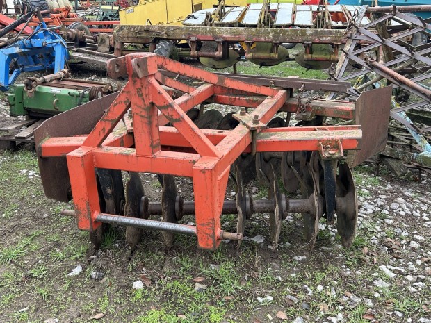 Metalwolf 2x 8 leveles fggesztett V trcsa