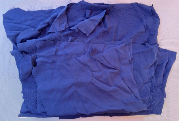Méteráru textil (vékony, jó esésű) világoskék