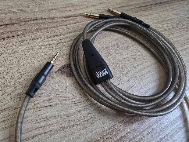 Meze Audio OFC Ezst Balanced fejhallgat kbel