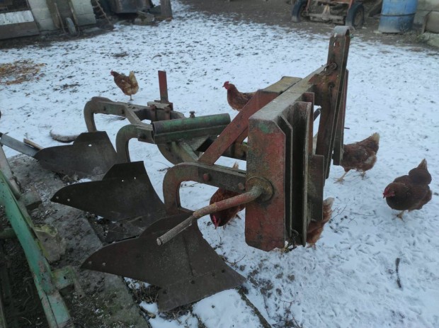 Mez�gazdas�gi eszk�z�k (Eke, Borona, vet�g�p, p�tkocsi)