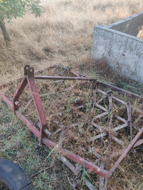 Mezgazdasgi munkaeszkoz