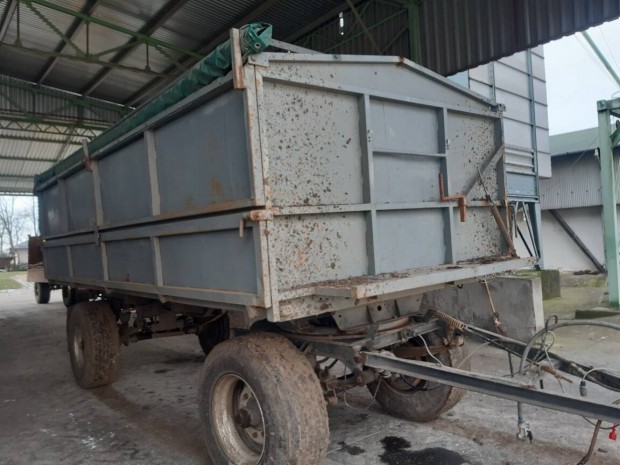 Mez�gazdas�gi p�tkocsi 