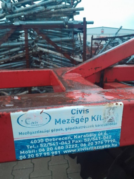 Mez�gazdas�gi t�rcsa (Penta)