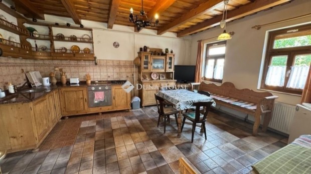 Mez�k�vesdi 70 nm-es h�z elad�