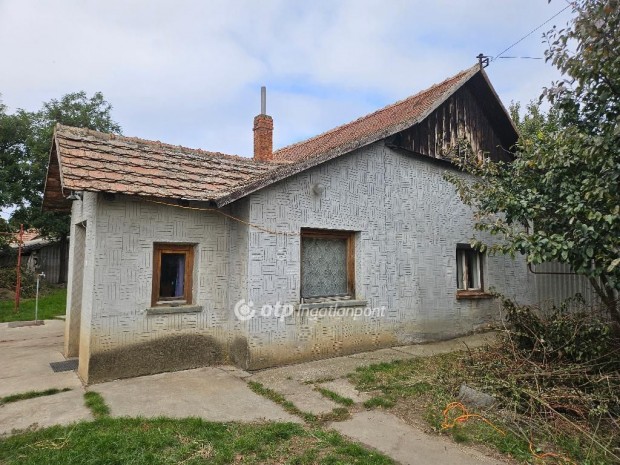 Mez�t�ri 40 nm-es h�z elad�