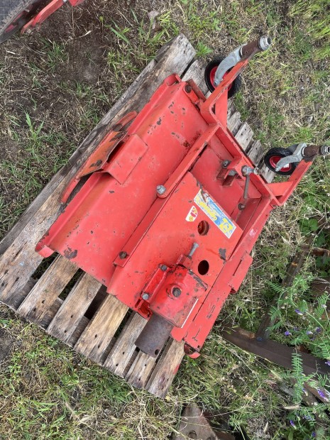 Mf 70, Mf-70, Mf70 kistraktor szárzúzó adapter