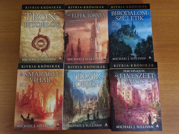 Michael J. Sullivan - Riyria-krnikk 1-6