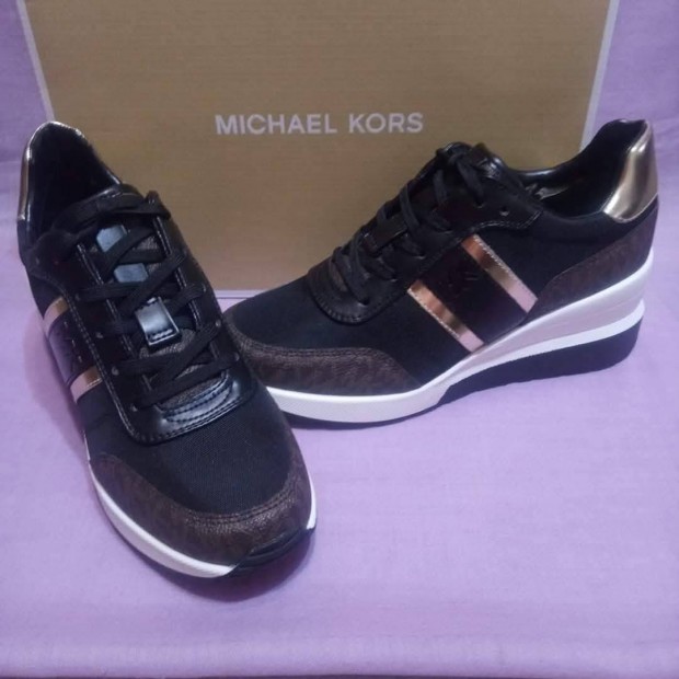 Michael Kors 9M (Teljesen j, sneaker)