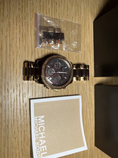 Michael Kors ni karra